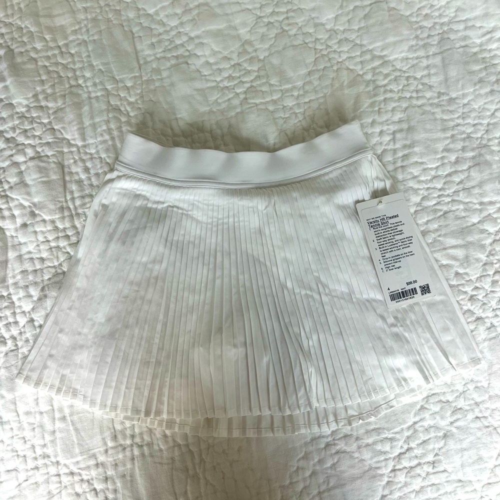 Lululemon Varisty HR Pleated Tennis Skirt NWT